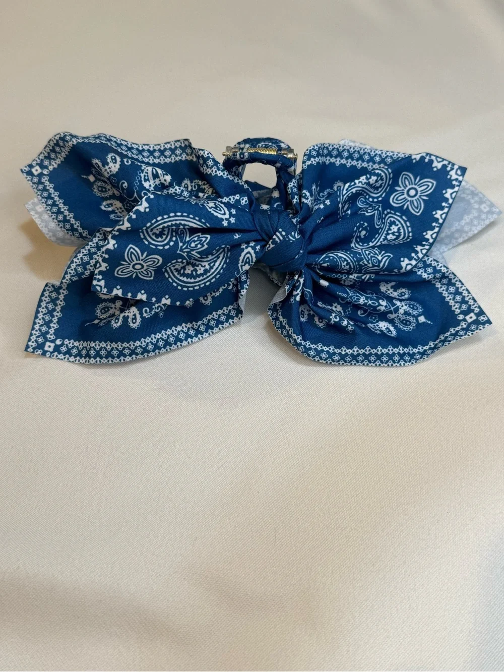 Cornflower Blue Bandana Print Fabric Bow Claw Clip Hair Accessory 4” Boho NWOT